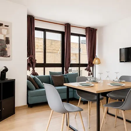 Bright & Spacious 3br In Ta Xbiex, Full Ac & Wifi * Ta Xbiex