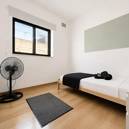Bright & Spacious 3br In Ta Xbiex, Full Ac & Wifi Ta Xbiex