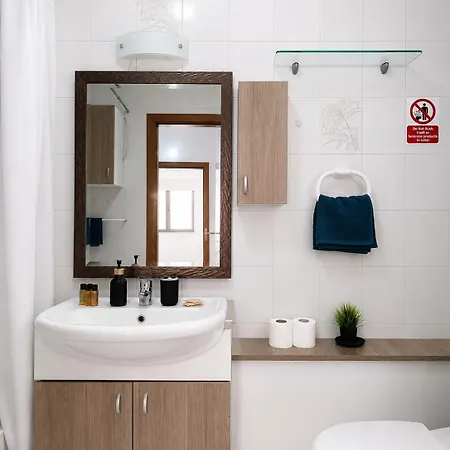 Bright & Spacious 3br In Ta Xbiex, Full Ac & Wifi Ta Xbiex